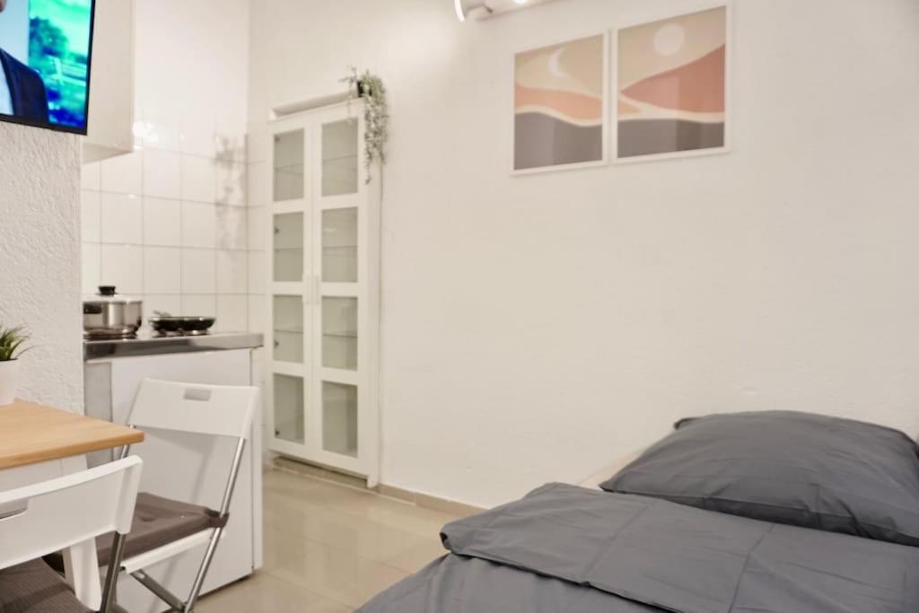 Appartement Gemutliches Kleines Studio-apartment In Top Lage Nahe Innenstadt Mit Klimaanlage *